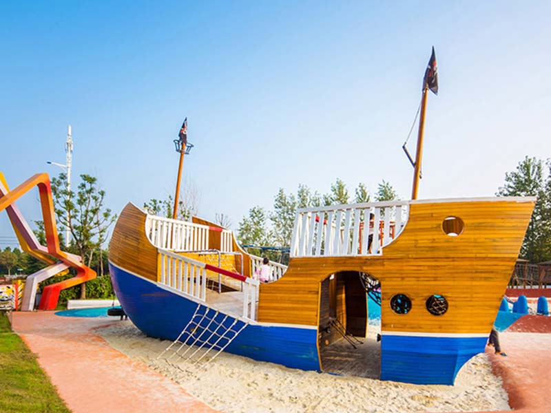 海盗船木质非标游乐设施