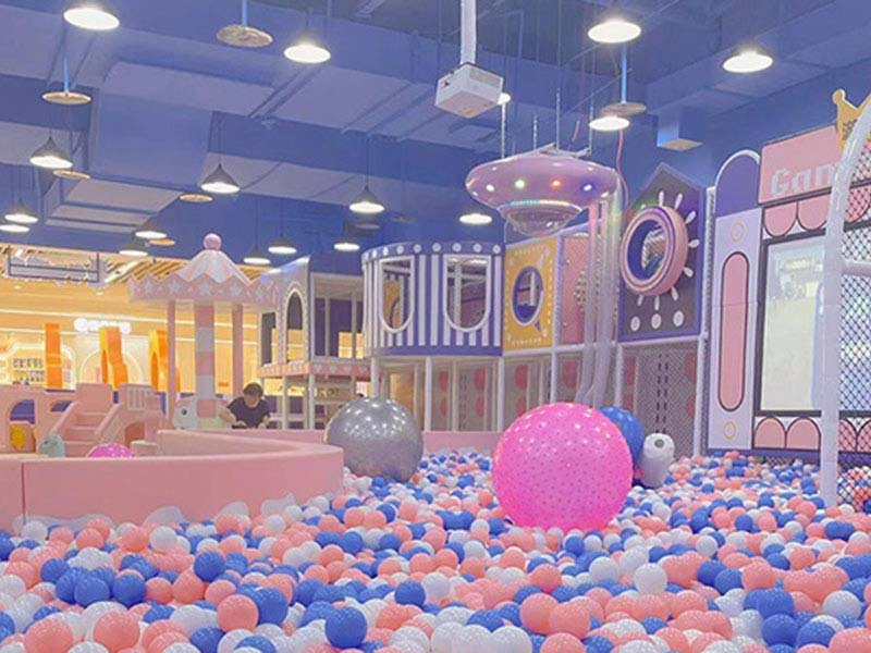 新型室内淘气堡厂家