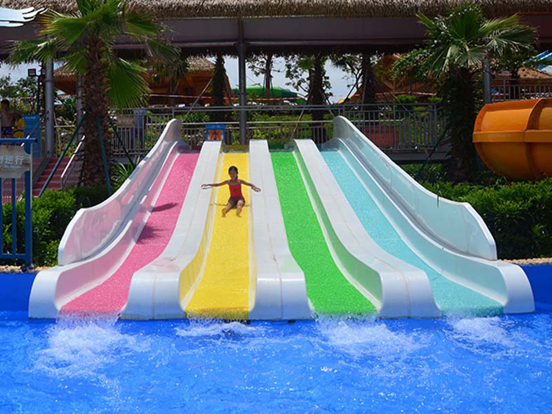 大型玻璃钢水上滑梯