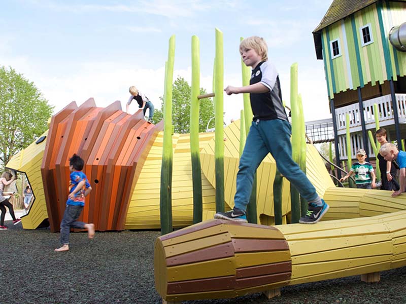 木质非标游乐设备