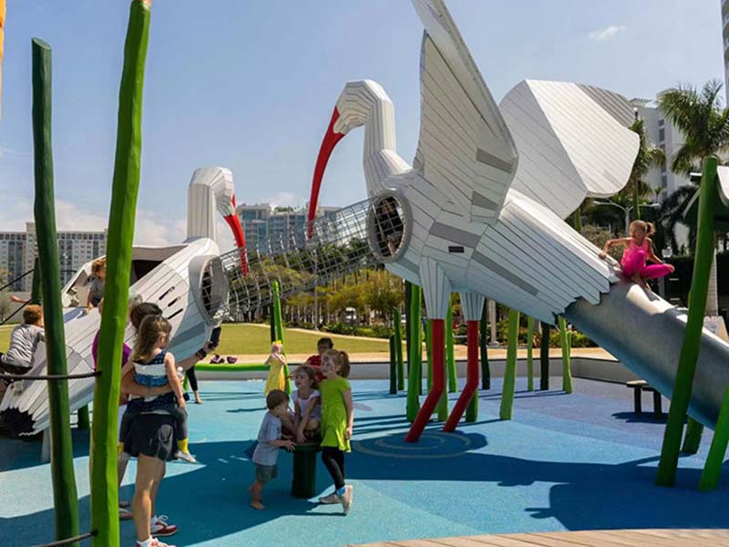 大型木质非标游乐设施