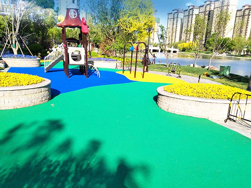 人行步道彩色塑胶跑道